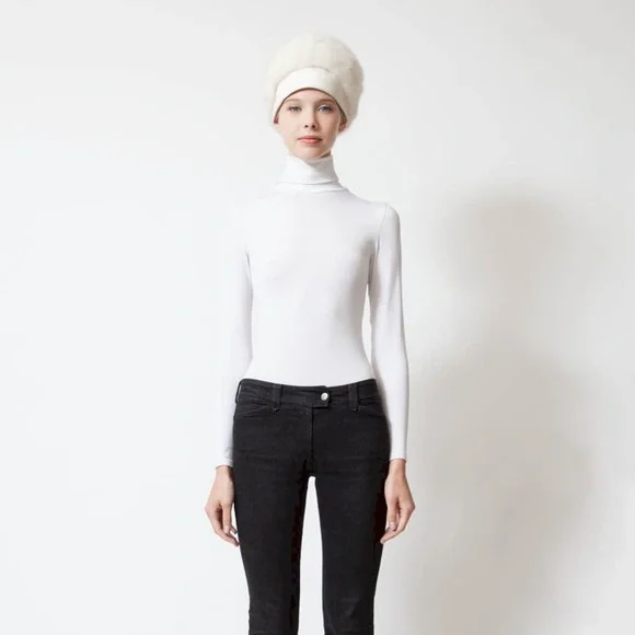 Yves Saint Laurent Russian 1967 Haute Couture lamb Hat display picture 2